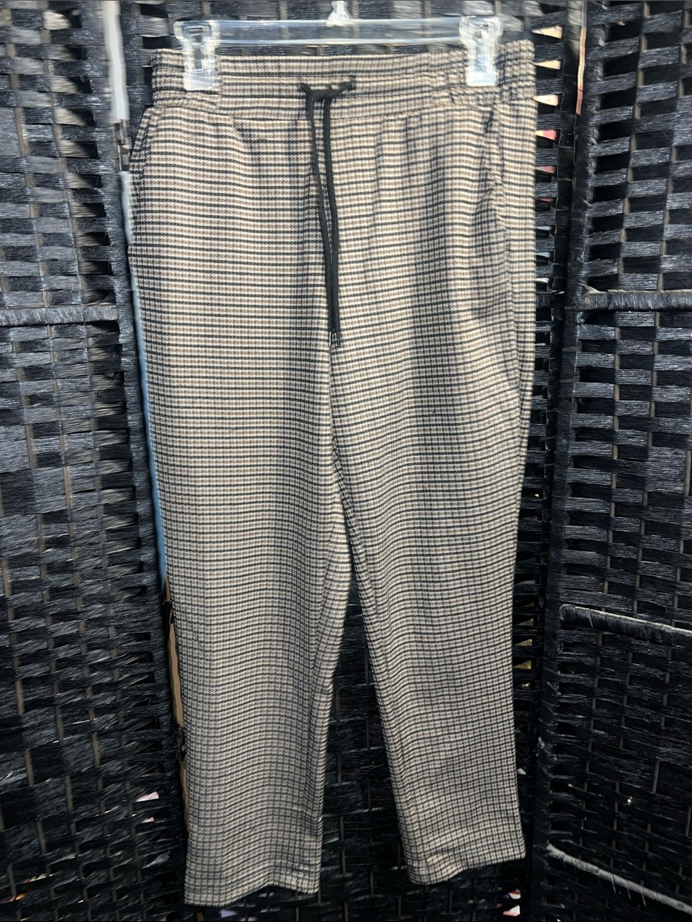Women’s petite small Houndstooth Drawstring Pants Black & Cream ankle length